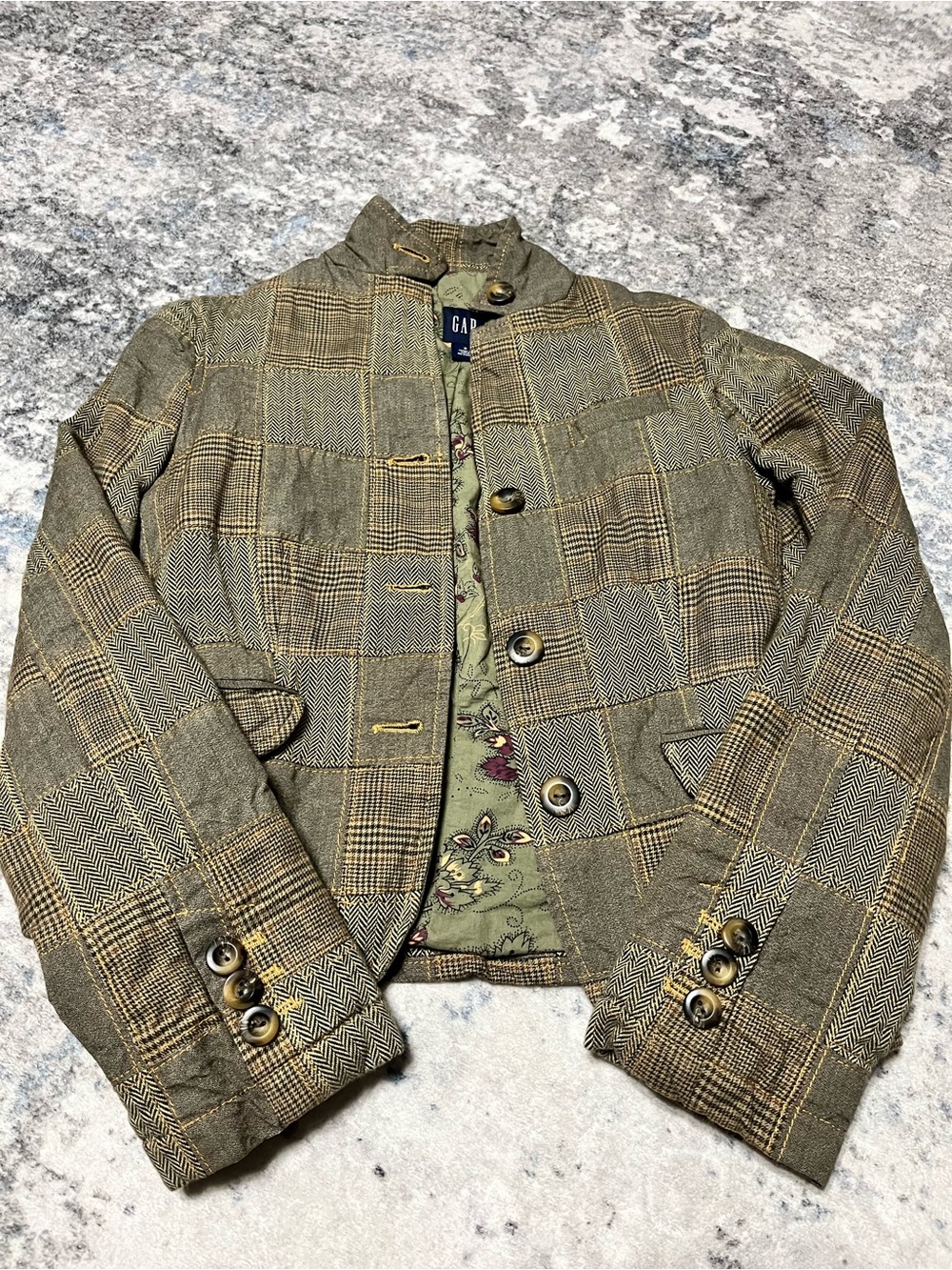 GAP Women’s Olive Plaid Lightweight Quilted Shirt Jacket